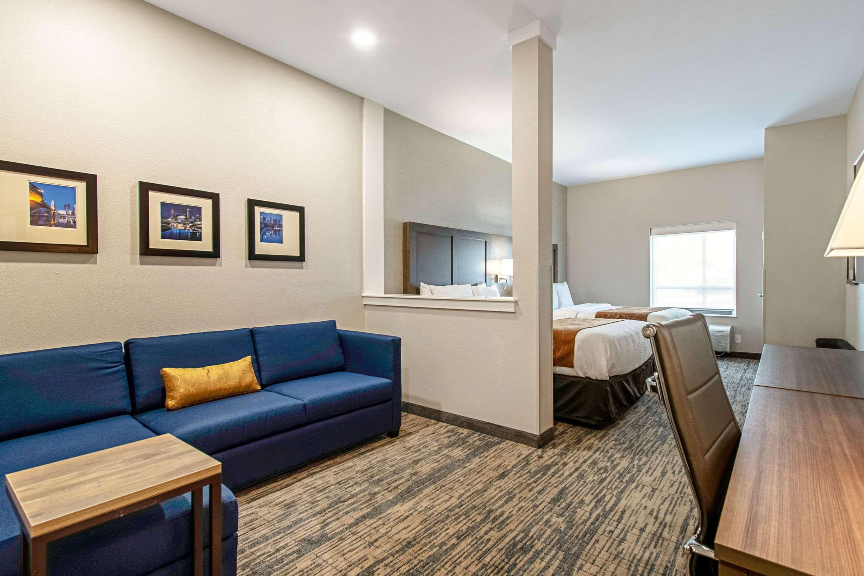 Comfort Suites Grove City - Columbus South Экстерьер фото