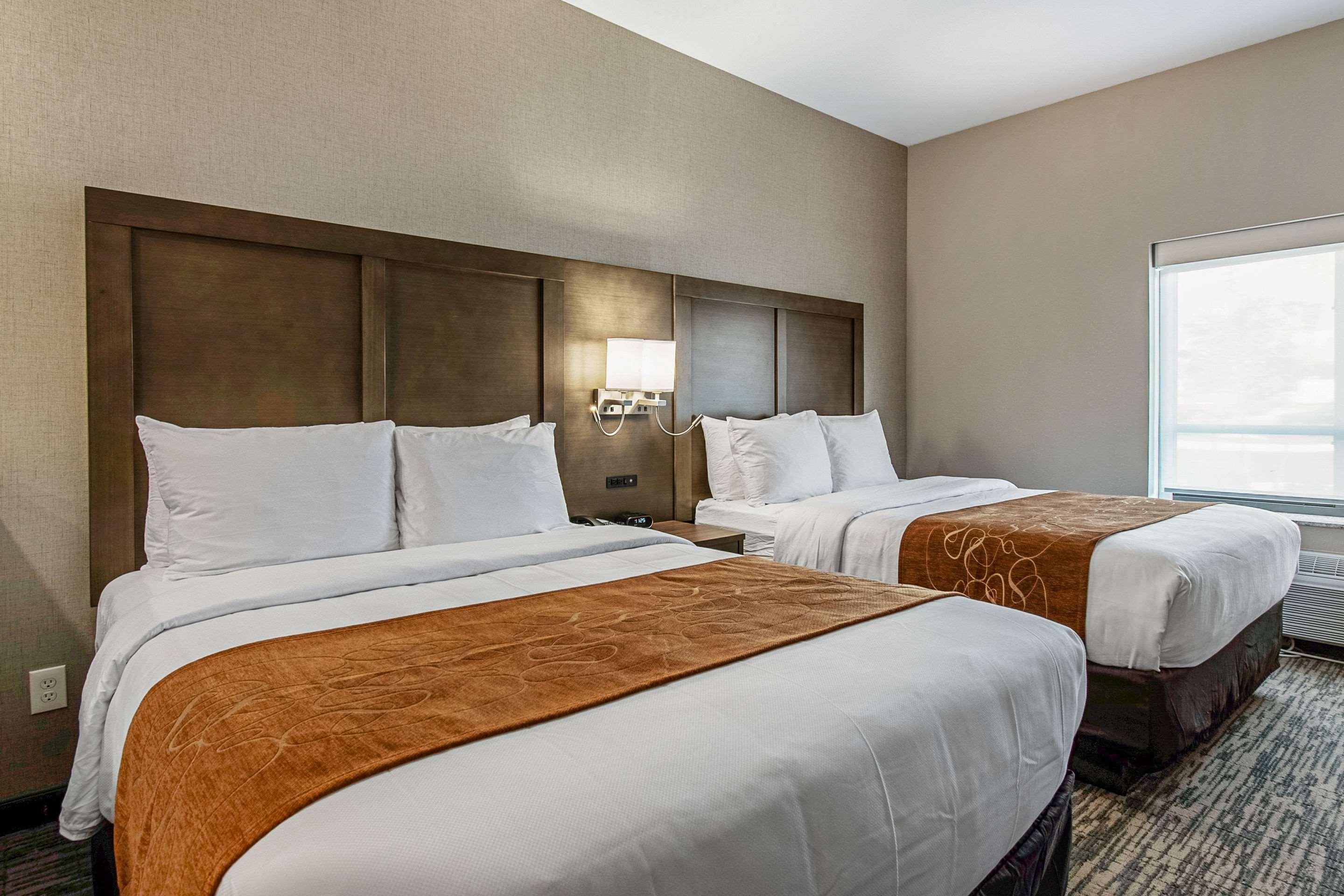 Comfort Suites Grove City - Columbus South Экстерьер фото