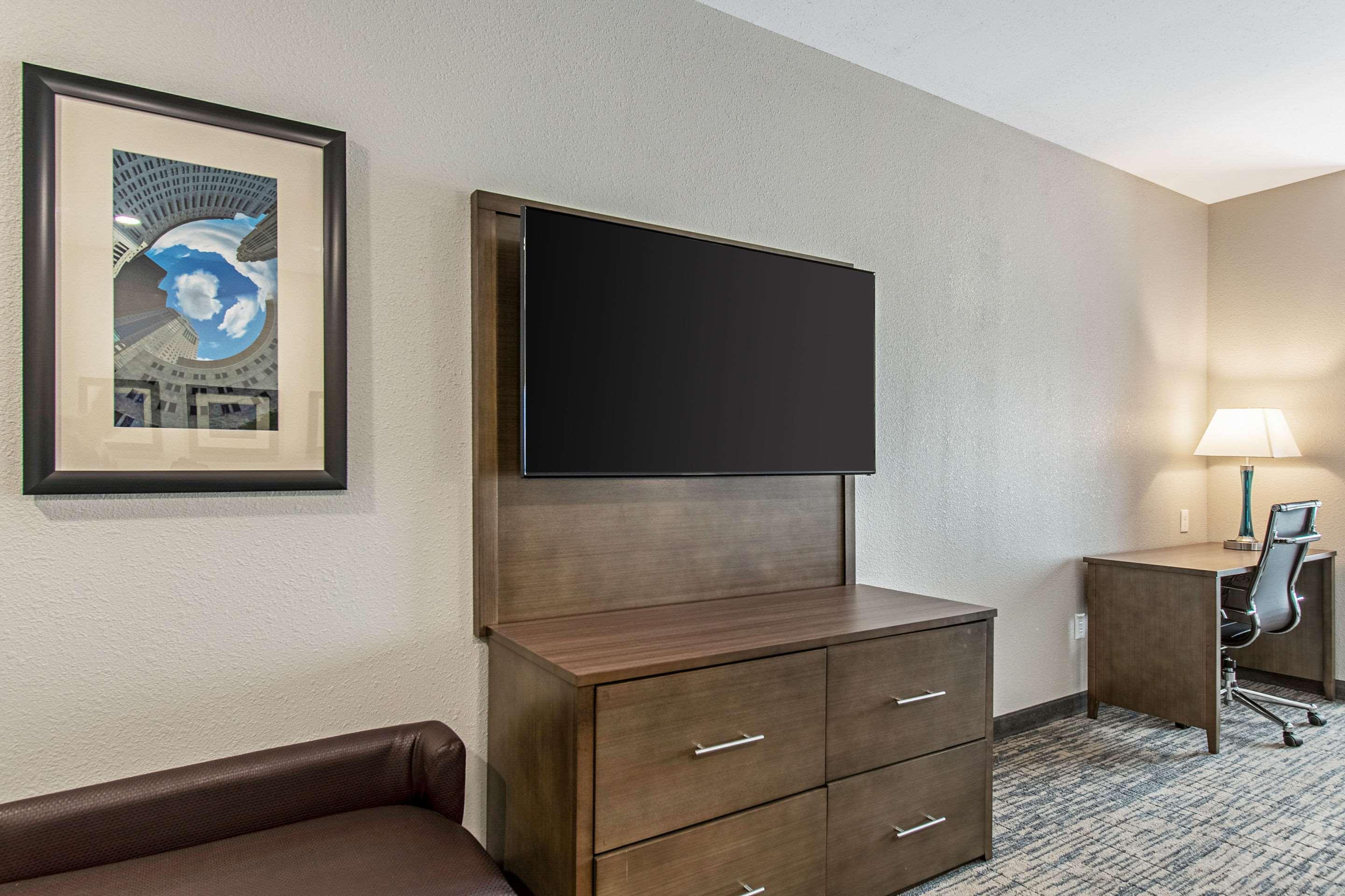 Comfort Suites Grove City - Columbus South Экстерьер фото