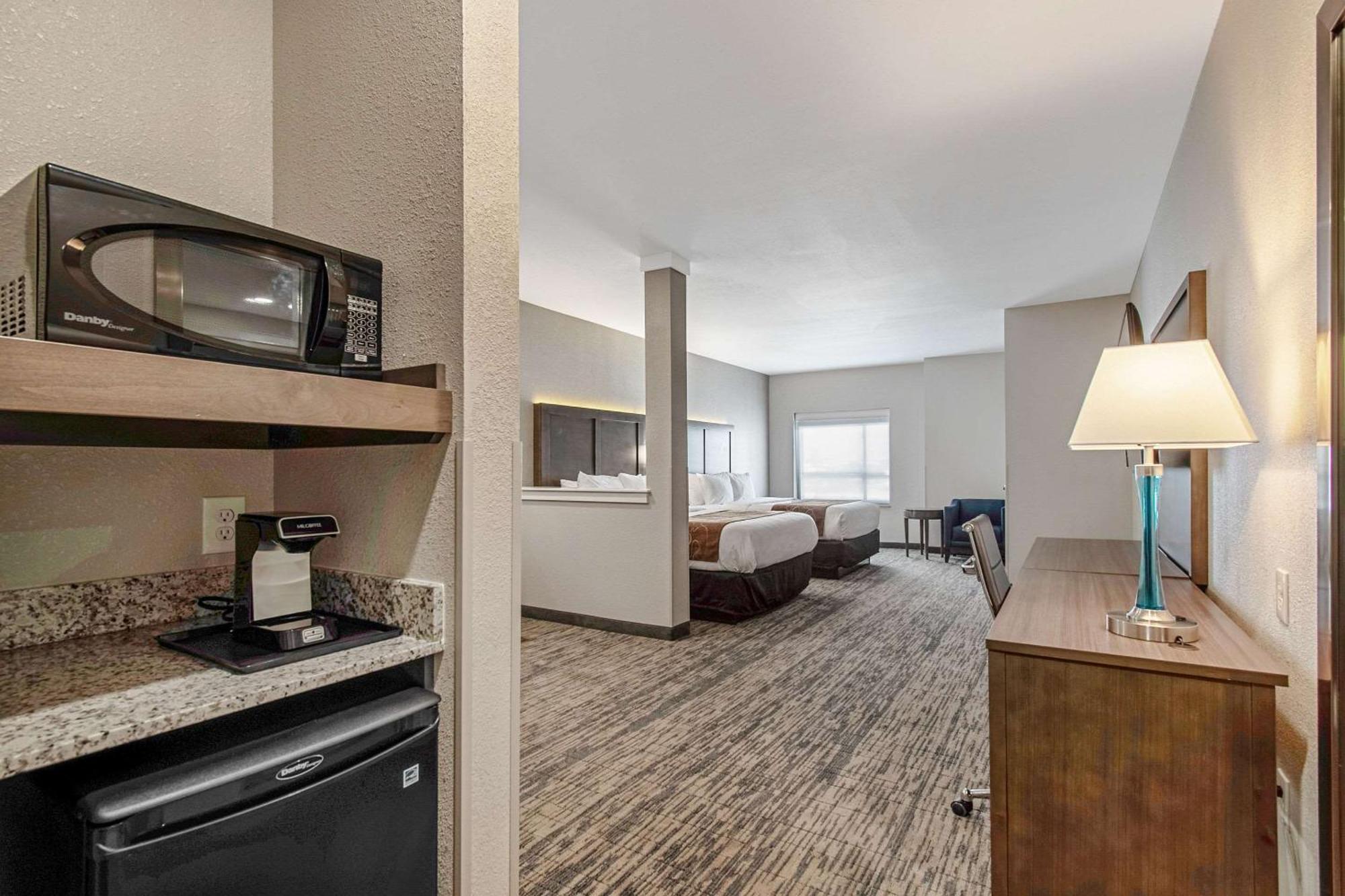 Comfort Suites Grove City - Columbus South Экстерьер фото